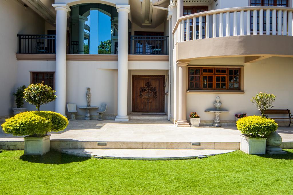 Aristo Manor Hotell Richards Bay Exteriör bild