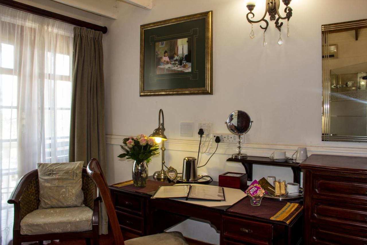 Aristo Manor Hotell Richards Bay Exteriör bild