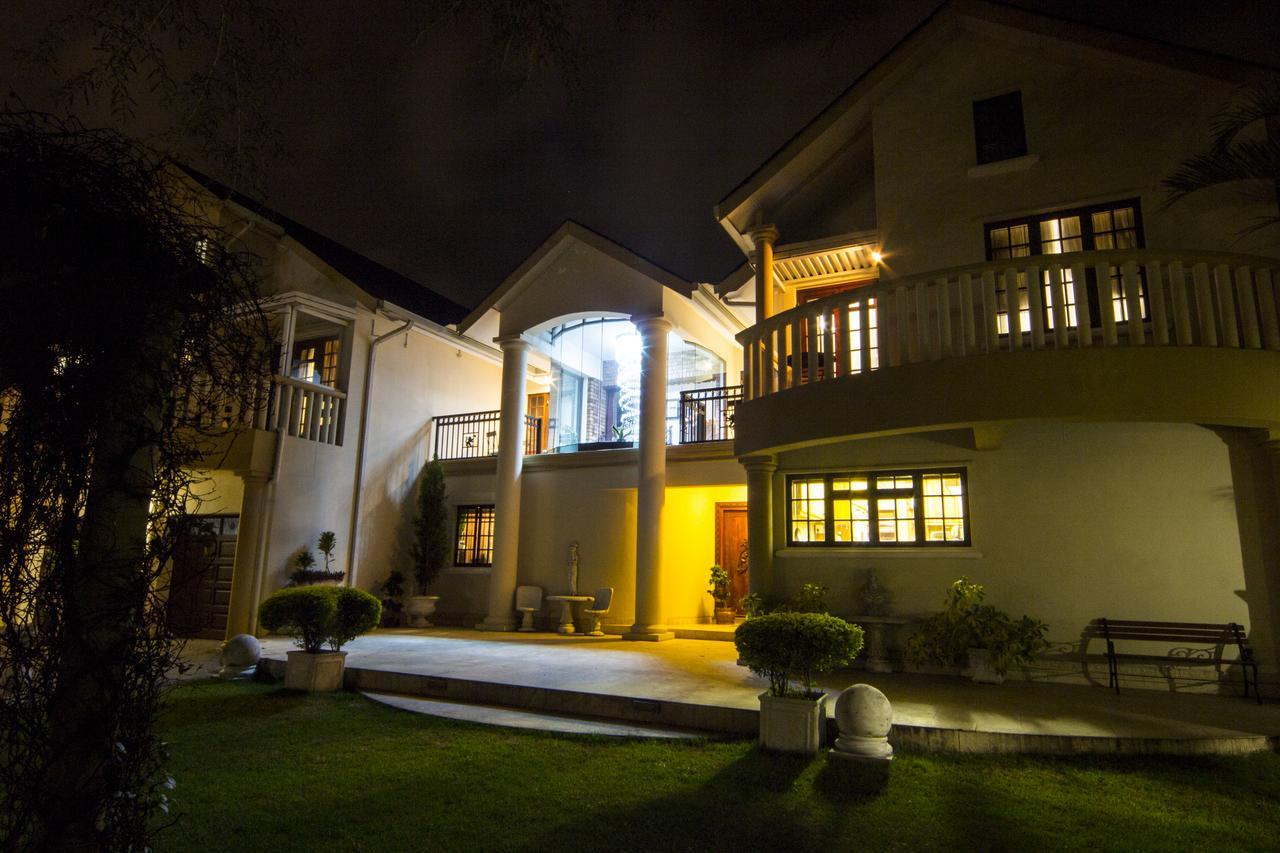 Aristo Manor Hotell Richards Bay Exteriör bild