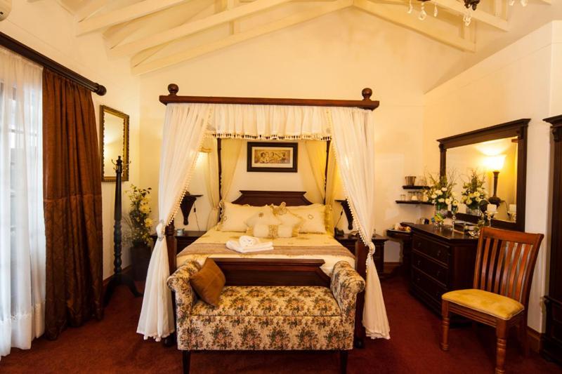 Aristo Manor Hotell Richards Bay Exteriör bild