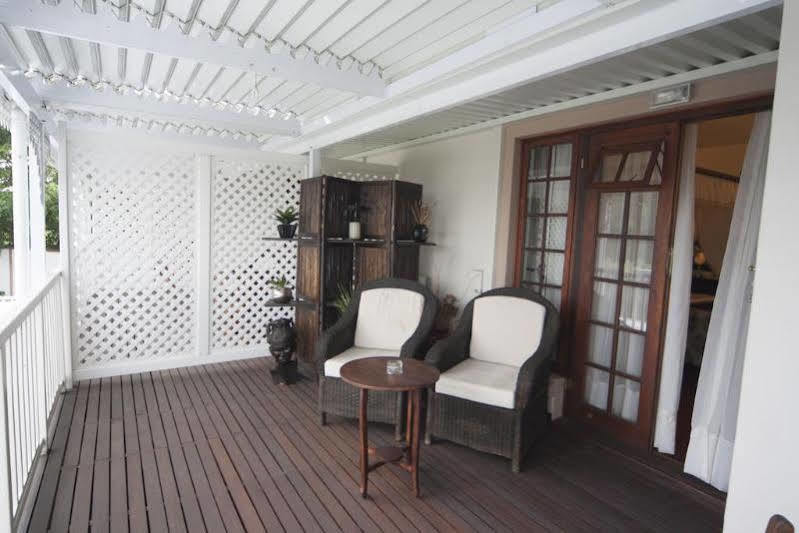 Aristo Manor Hotell Richards Bay Exteriör bild